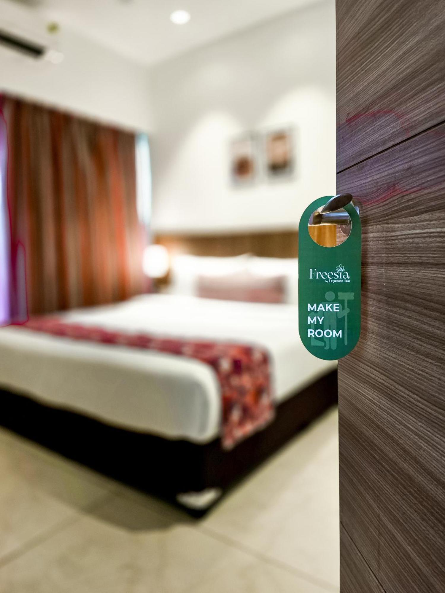 Freesia Residency By Express Inn - Navi Mumbai Exterior photo